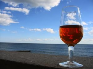 alkohol, alkoholismus, léčba, abstinence, život s alkoholikem