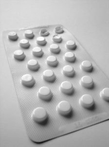 nemoci a léčba, antibiotika, účinnost a užívání léků