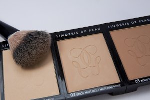 ženy, akné, líčení, kamufláž, čištění pleti