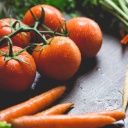 Ovoce a zelenina, které oloupete, ztrácí cenné vitaminy a minerály