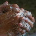 Proti chřipce zabírá pečlivá hygiena 