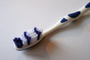 výměna věcí, kartáček na zuby, přilba na kolo, zdraví, bezpečnost